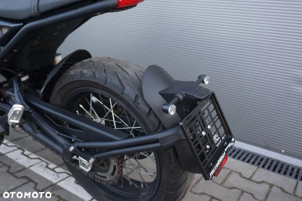 Brixton Crossfire - 19