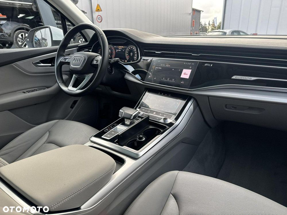 Audi Q7 - 24