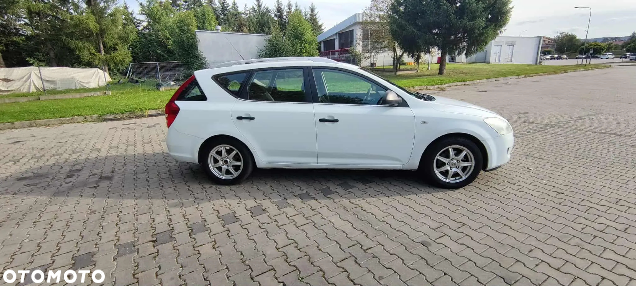 Kia Ceed Cee'd 1.4 Comfort - 4