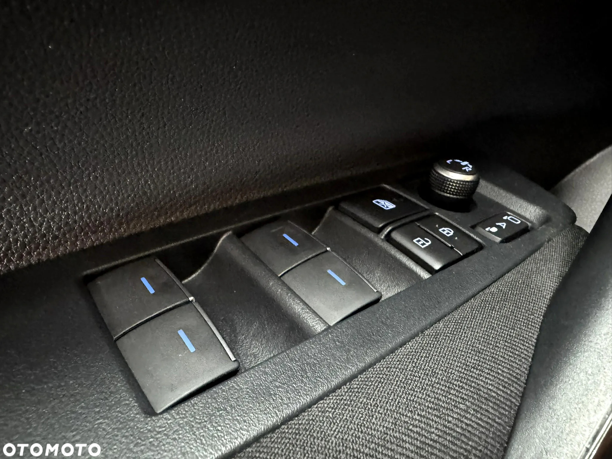 Toyota Corolla 1.8 Hybrid GPF Comfort - 26