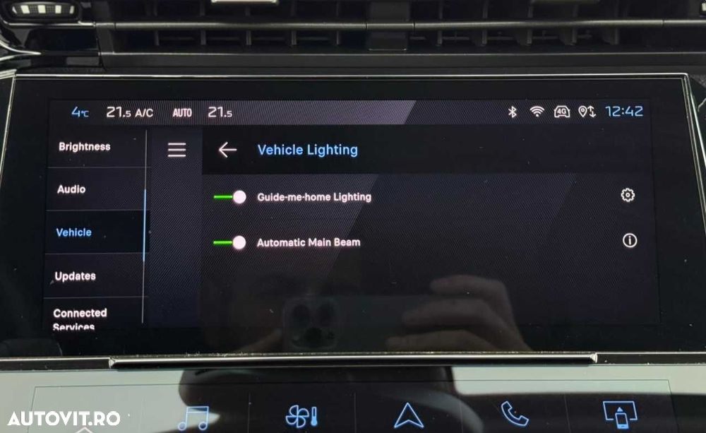 Peugeot 308 1.5L BlueHDI 130 S&S EAT8 Allure - 32