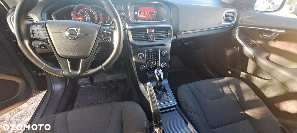 Volvo V40 T3 Drive-E Kinetic - 17