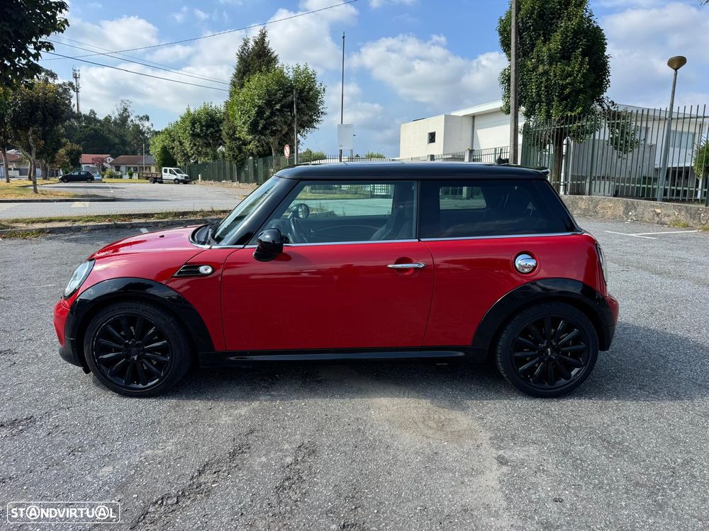 MINI 3 Portas Cooper D - 2