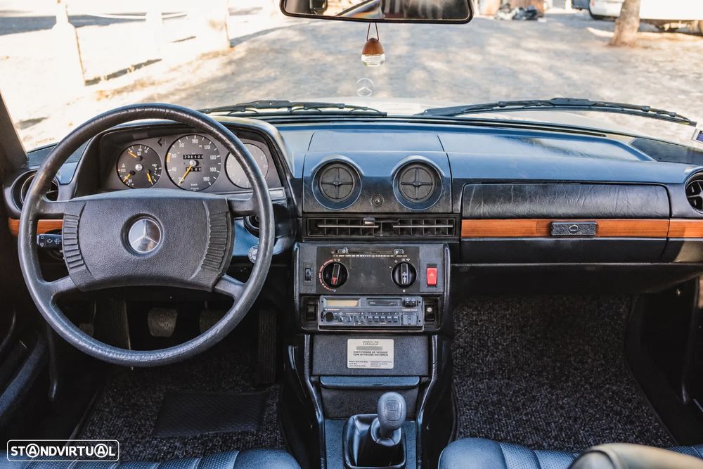 Mercedes-Benz W123 (1976-1986) - 28