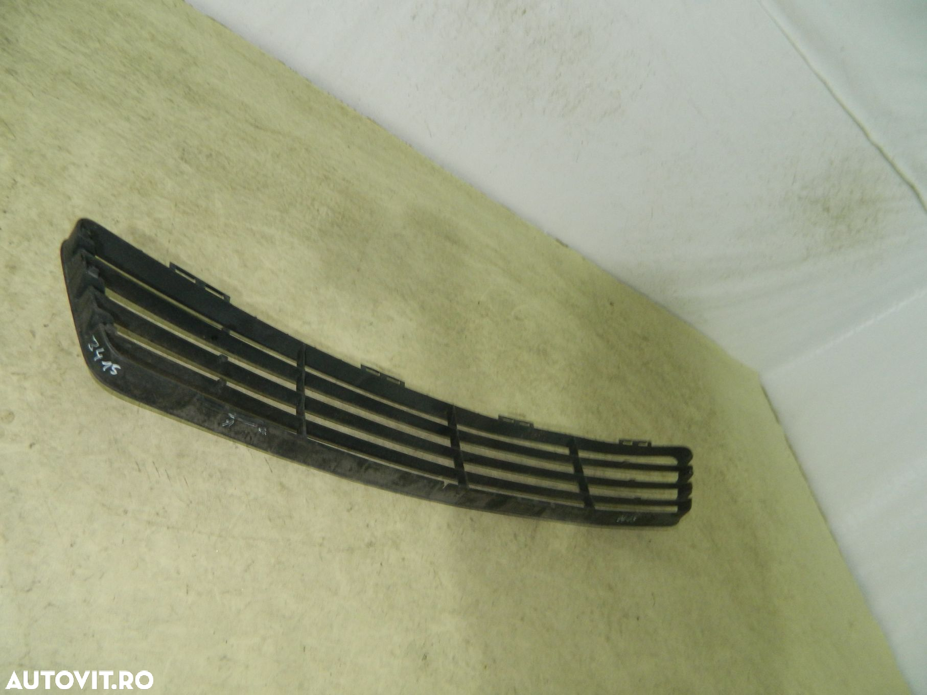Grila centrala bara fata, Ford Fiesta, 2005, 2006, 2007, 2007, 2008,, 2S61-A018A58-A - 5