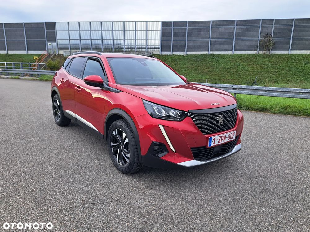 Peugeot 2008 1.2 Pure Tech GPF Allure S&S EAT6 - 5