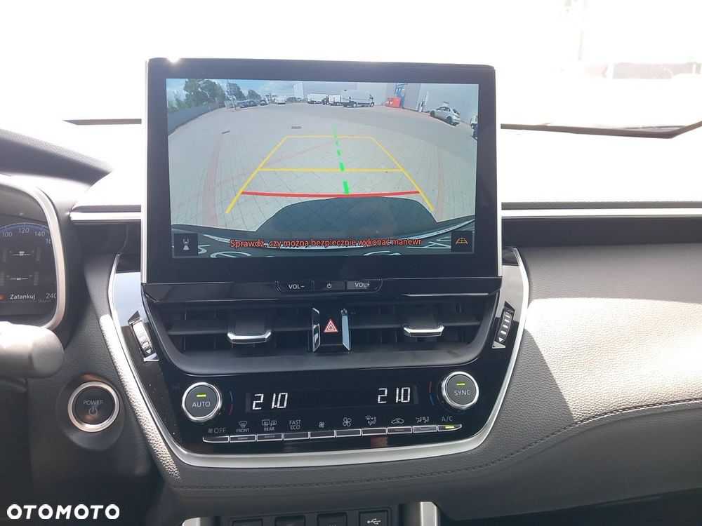 Toyota Corolla Cross 2.0 Hybrid Style AWD - 16