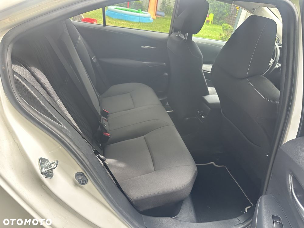 Toyota Corolla 1.8 Hybrid Comfort - 27