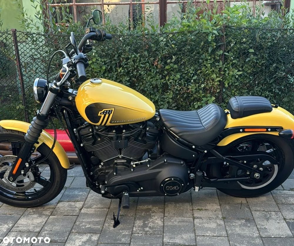 Harley-Davidson Softail Street Bob - 1