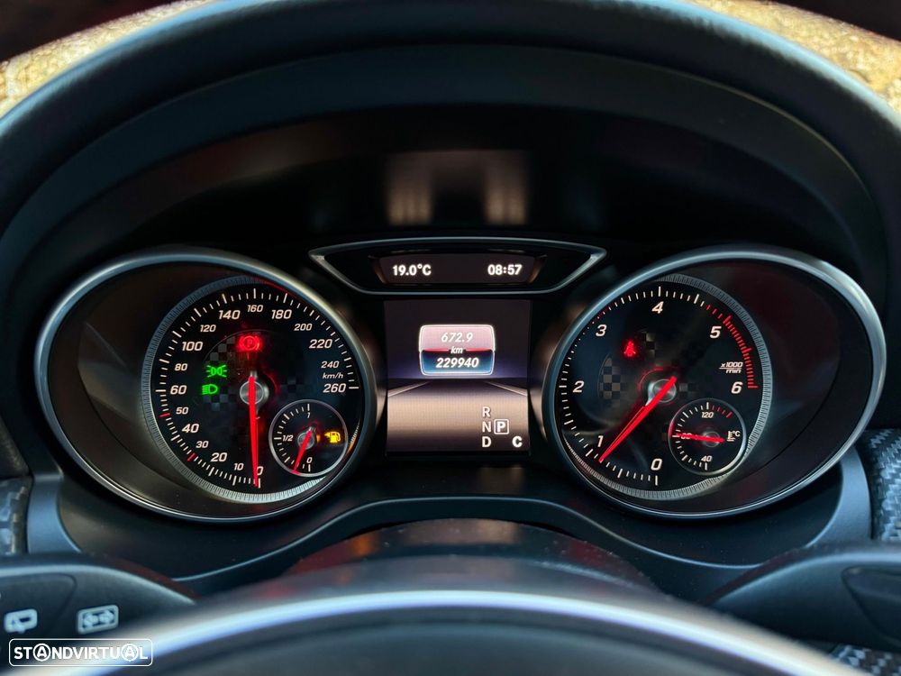 Mercedes-Benz A 180 d AMG Line Aut. - 42