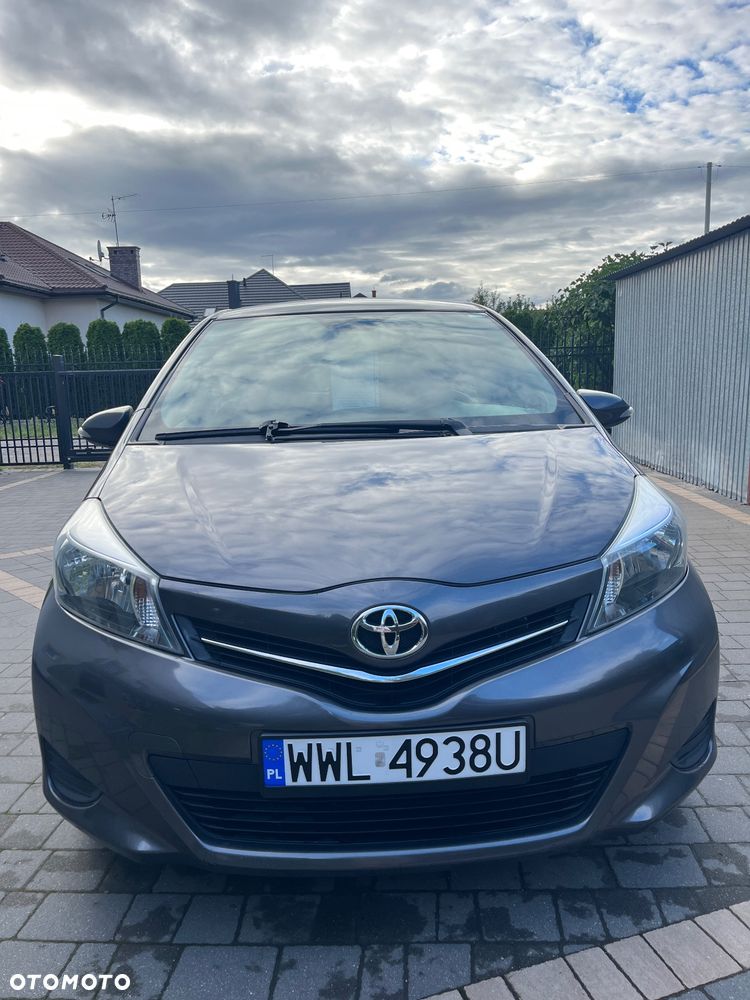 Toyota Yaris - 1