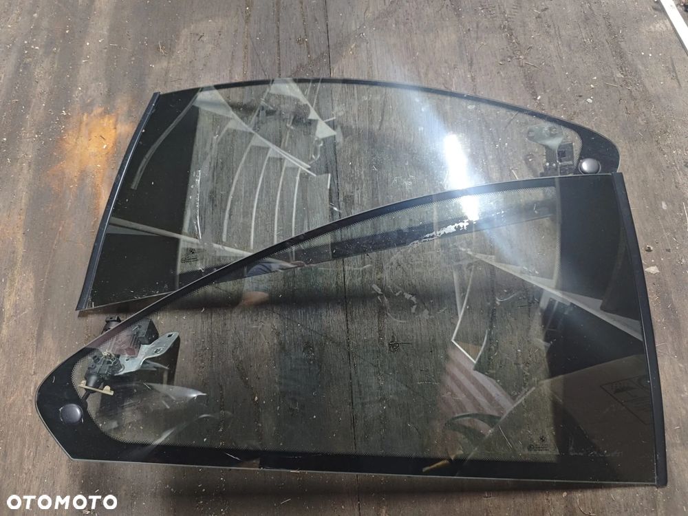 BMW E46 Coupe szyba boczna karoseryjna karoserii prawa prawy tył LEWA lewy tył silniczki