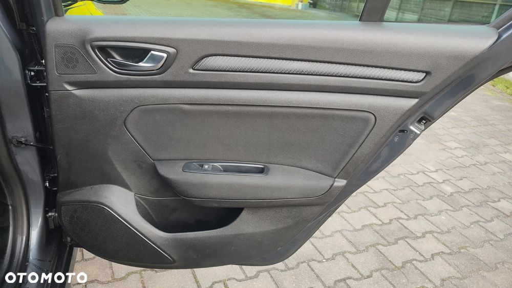 Renault Megane 1.5 Blue dCi Intens - 32