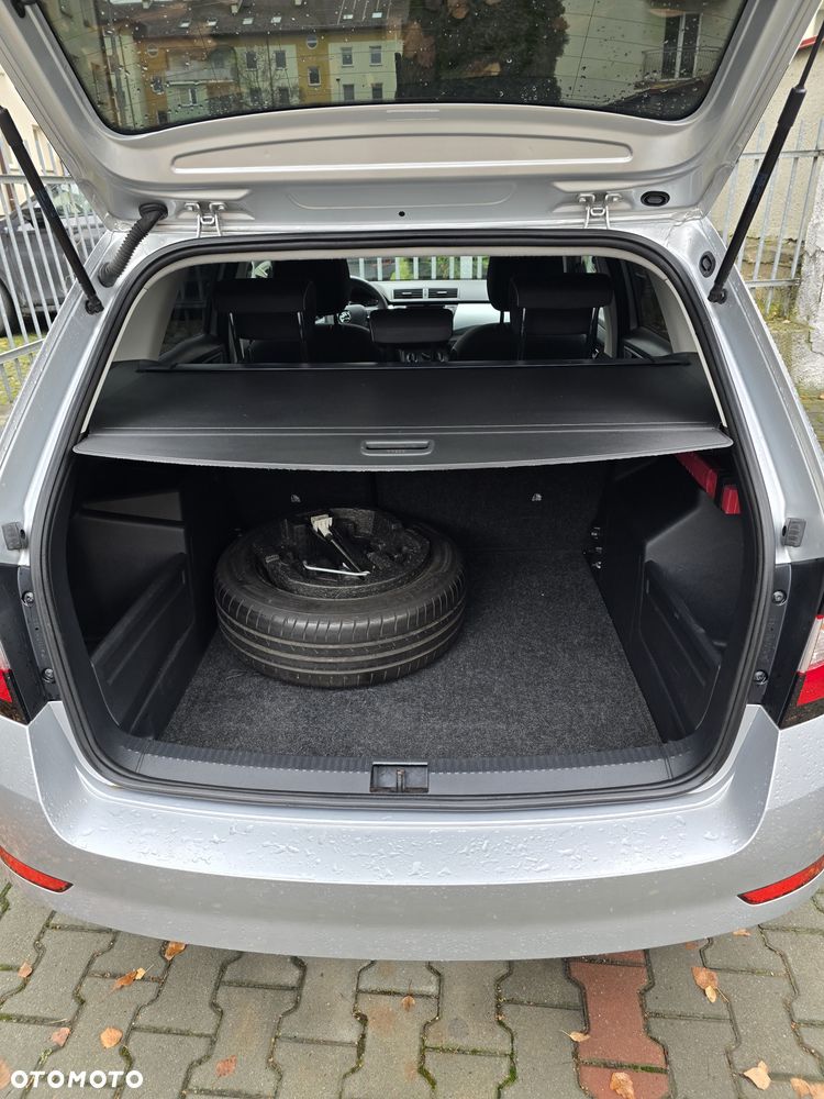 Skoda Fabia - 10