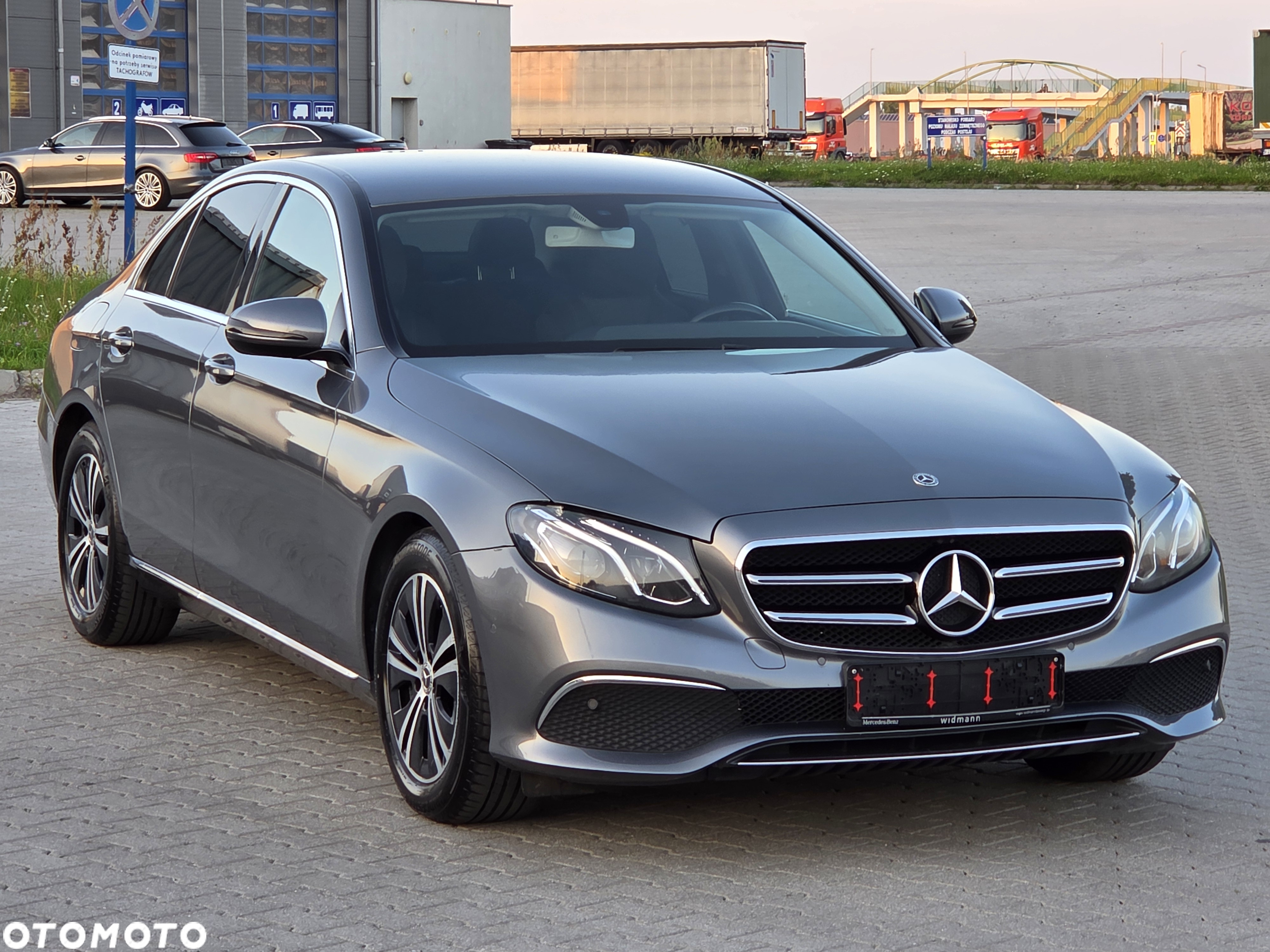 Mercedes-Benz Klasa E 220 d T 9G-TRONIC Exclusive - 7