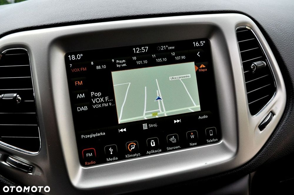 Jeep Compass 1.4 TMair Longitude FWD S&S - 32