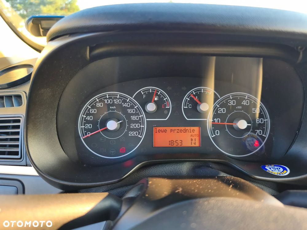 Fiat Grande Punto - 16