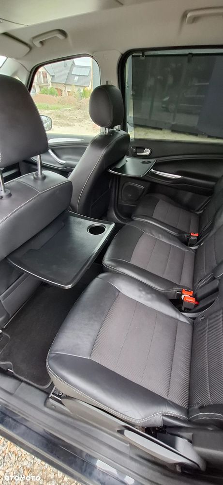 Ford Galaxy 2.0 TDCi Titanium - 30