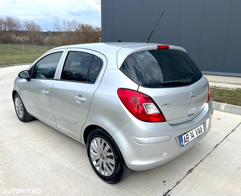 Opel Corsa 1.2 16V Color Edition - 3