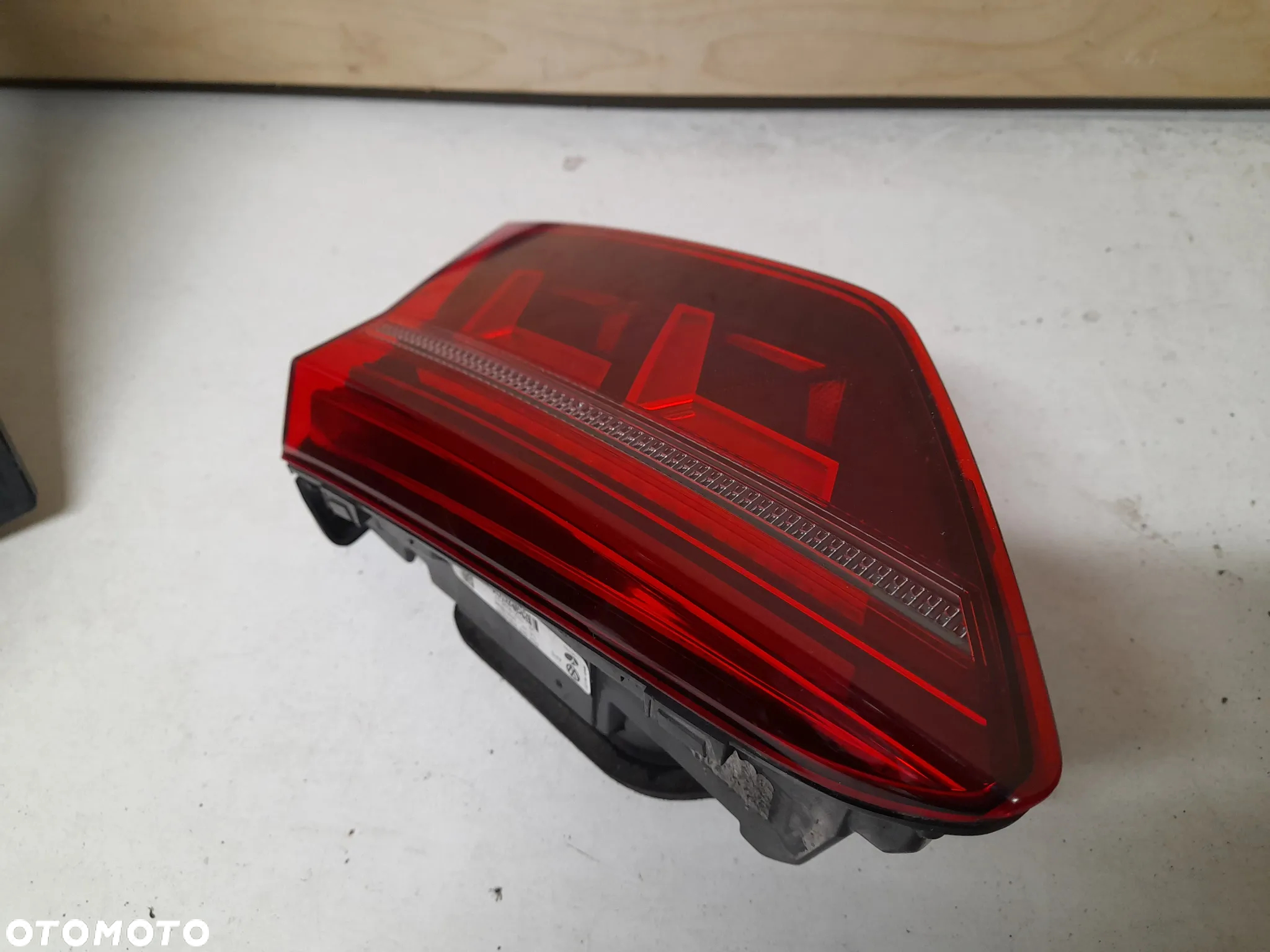 VW TIGUAN  II 2 LIFT LED LAMPA PRAWA TYLNA TYŁ 5NA945308H - 4