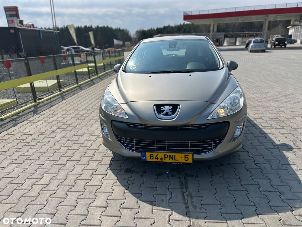 Peugeot 308 120 VTi Millesim 200 - 29