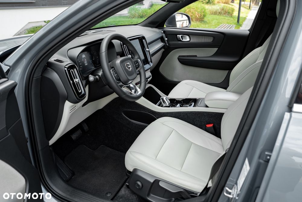 Volvo XC 40 D3 - 19