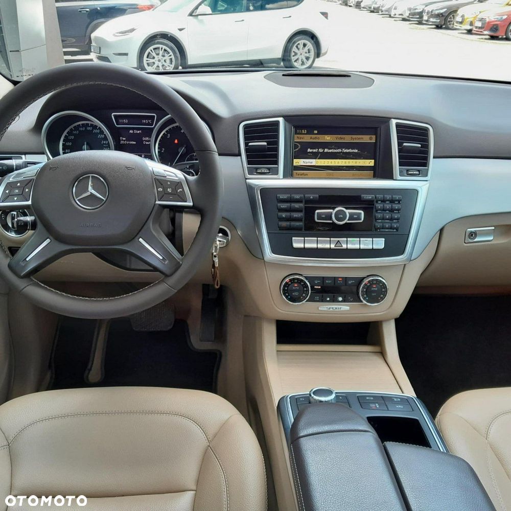 Mercedes-Benz ML 350 BlueTEC 4MATIC 7G-TRONIC - 11