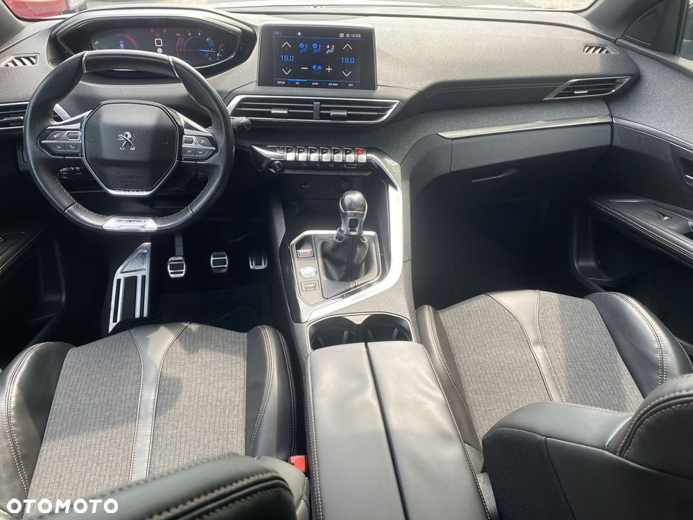 Peugeot 3008 - 15