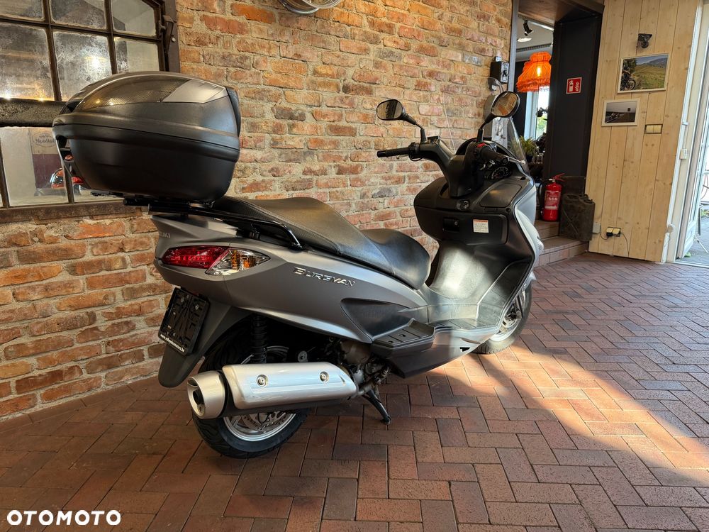 Suzuki Burgman - 3