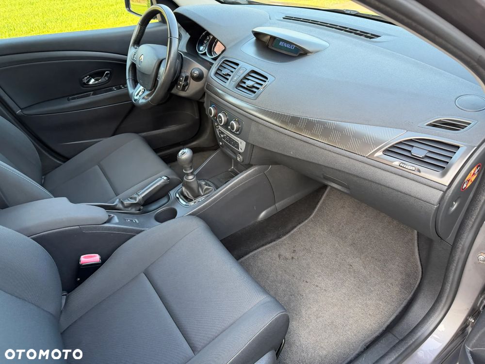 Renault Megane 1.6 16V 110 LIMITED - 29