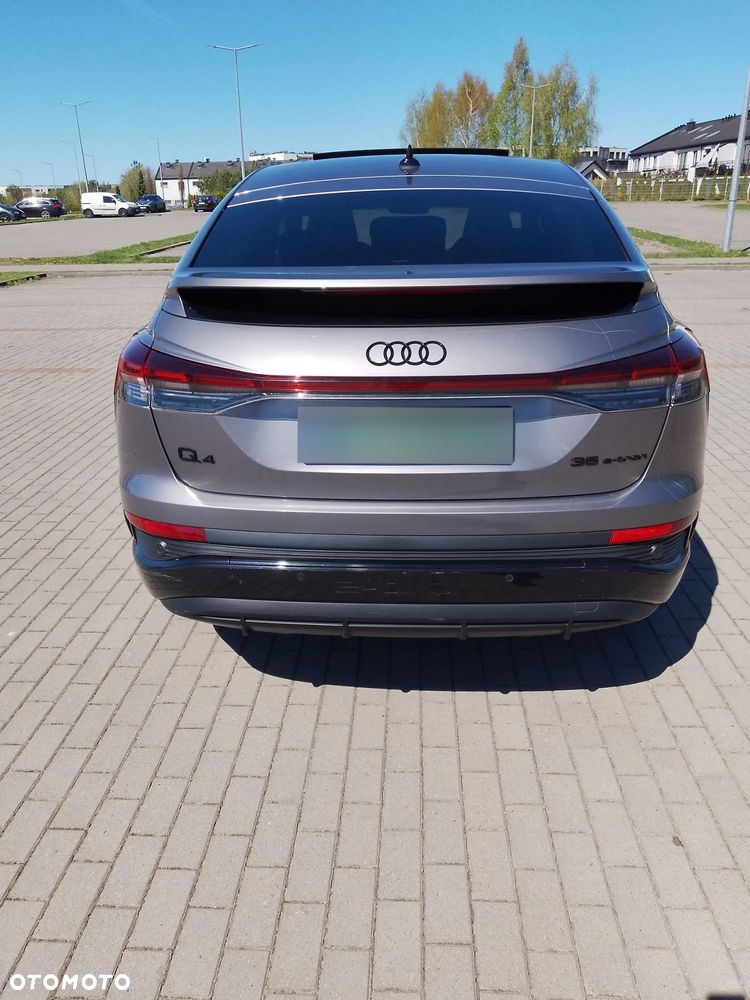 Audi Q4 e-tron 35 52kWh S Line - 8