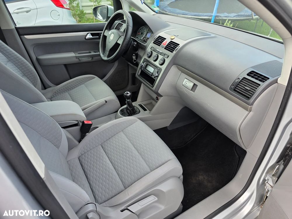 Volkswagen Touran 1.4 TSI Comfortline - 8