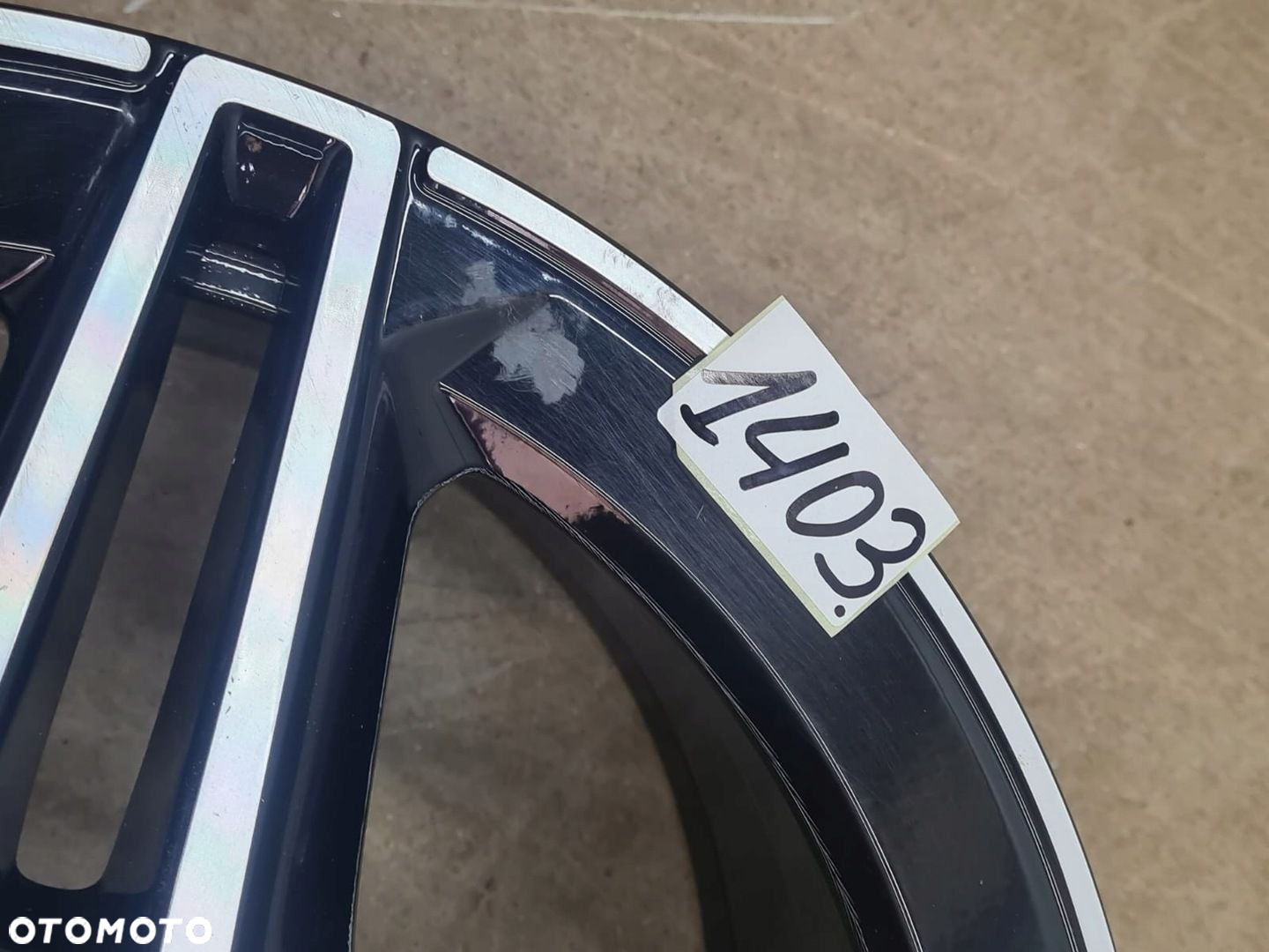 Felga aluminiowa Mercedes-Benz A1774011500 7.5" x 18" 5x112 ET 49 - 5