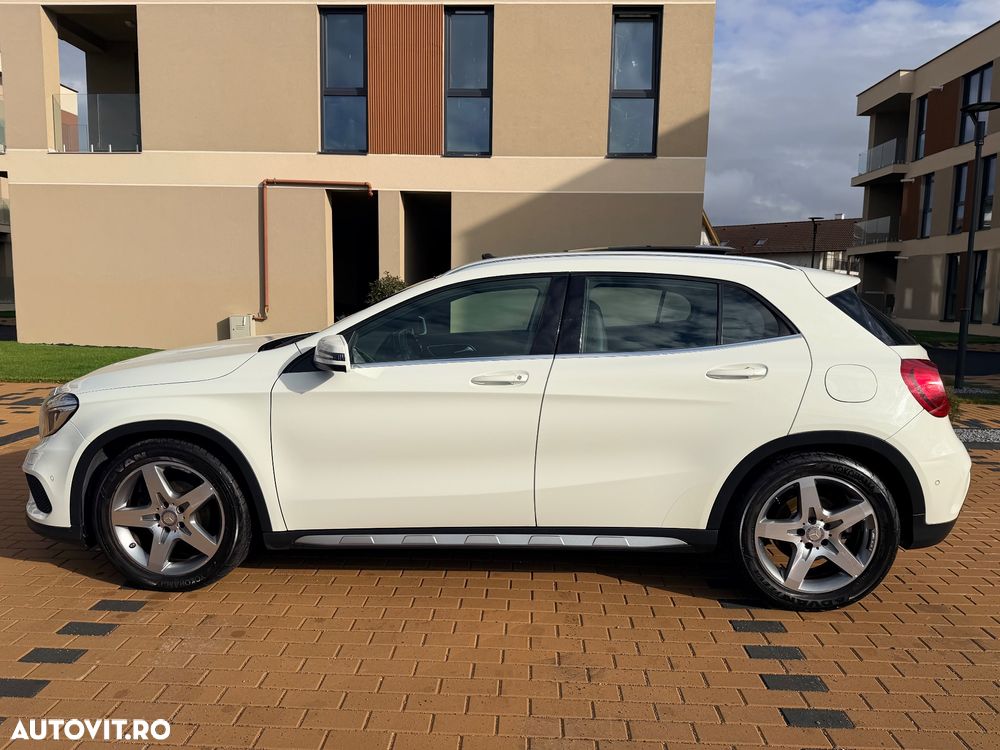 Mercedes-Benz GLA 200 AMG Line - 14