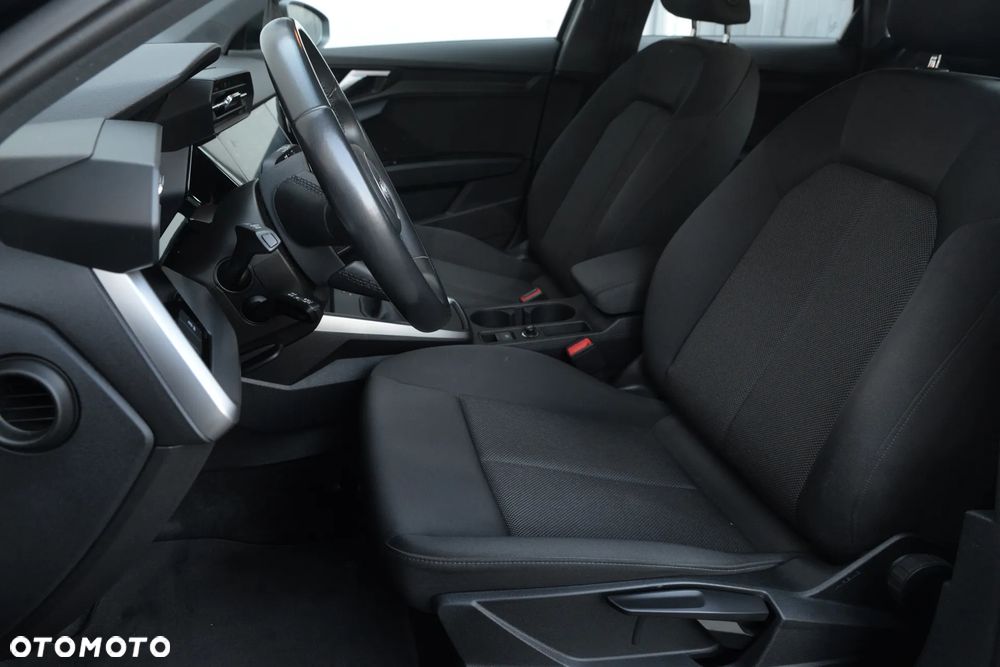 Audi A3 Sportback 30 TFSI Edition One - 34