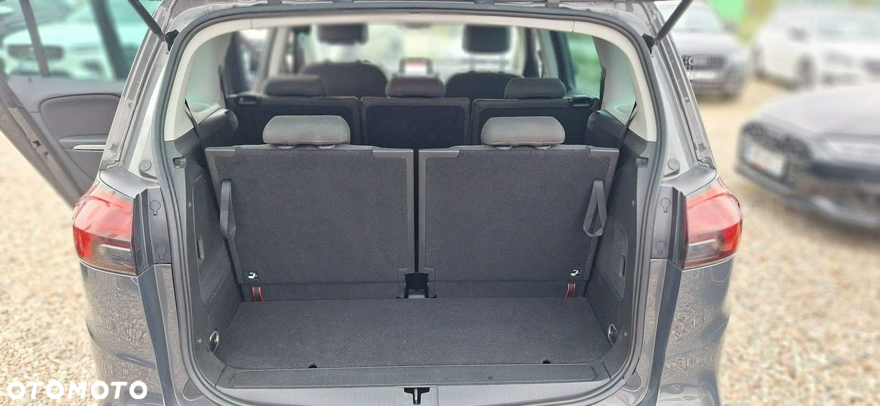 Opel Zafira - 11
