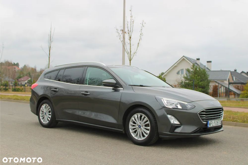 Ford Focus 1.5 EcoBlue STart-Stopp-System TITANIUM - 4