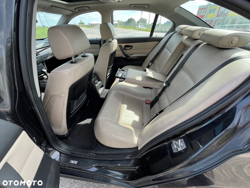 BMW Seria 3 - 37