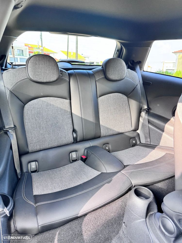 MINI 3 Portas Cooper SE - 17