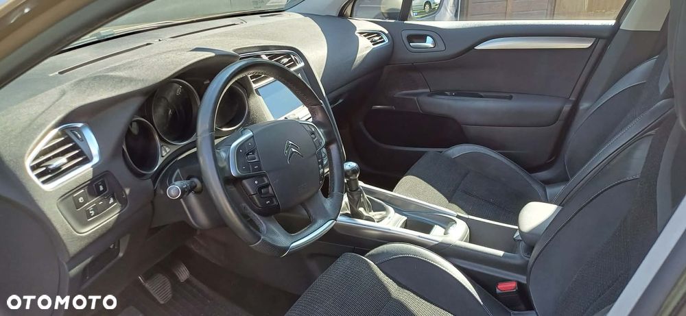 Citroën C4 1.6 VTi Exclusive - 5