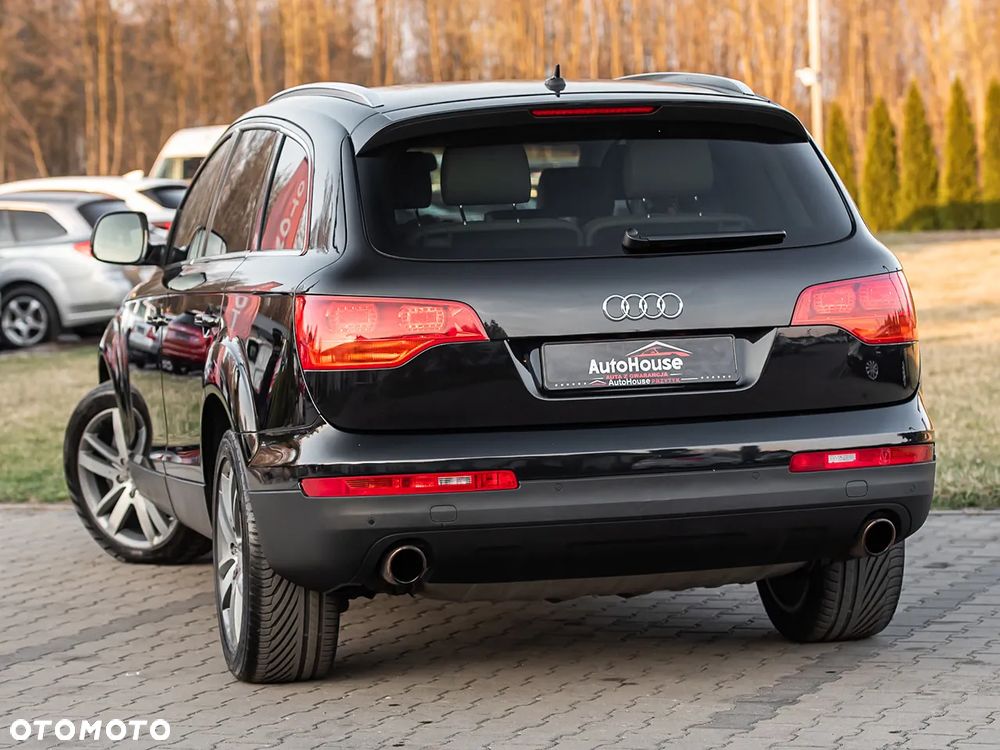 Audi Q7 - 7