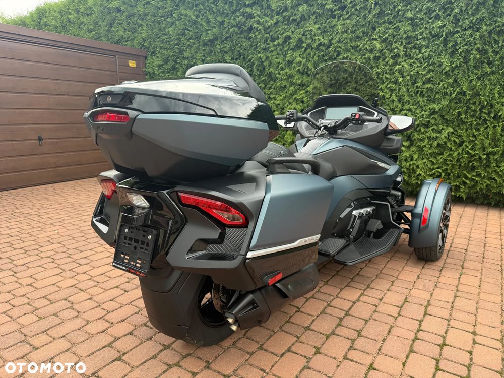 Can-Am Spyder - 5