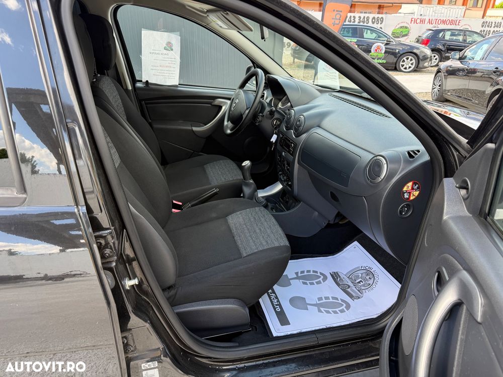 Dacia Duster dCi 110 FAP 4x2 Laureate - 12