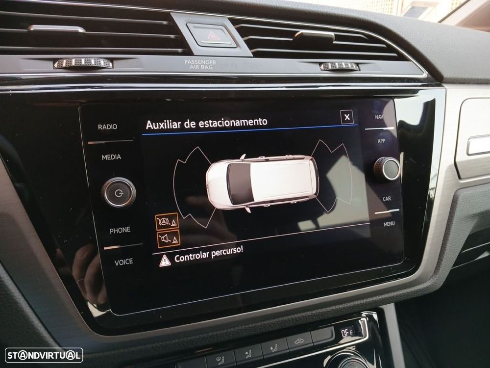 VW Touran 2.0 TDI Confortline - 17