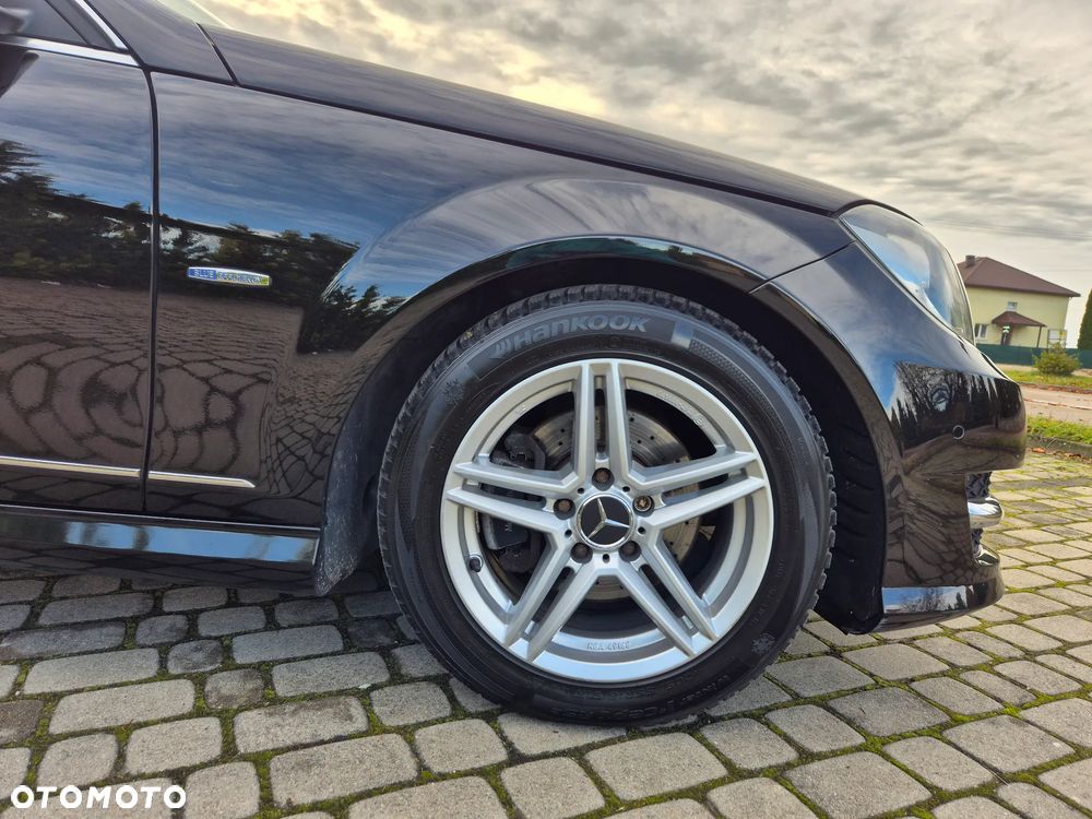 Mercedes-Benz Klasa C 180 BlueEFFICIENCY 7G-TRONIC Avantgarde - 19