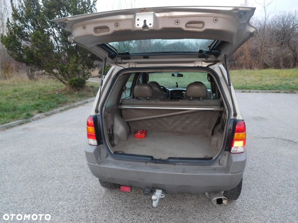 Ford Escape 2.0 XLS - 11