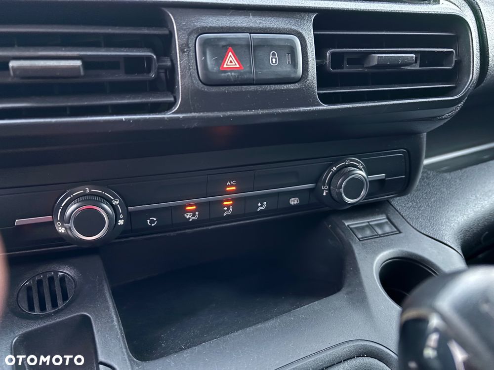 Peugeot Partner - 11