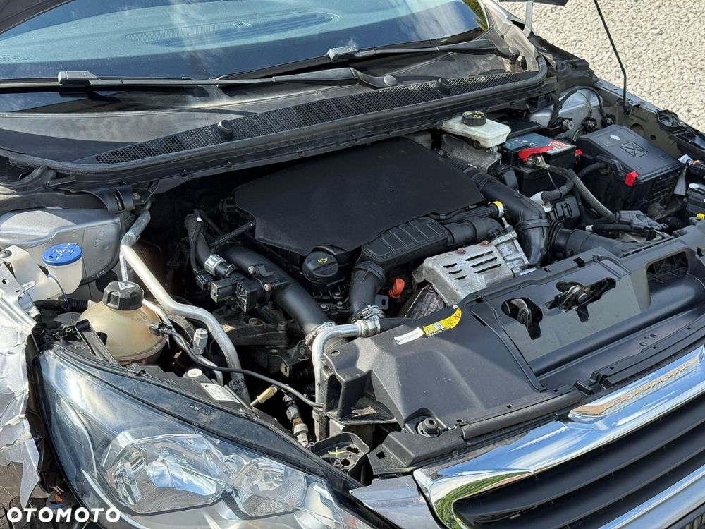 Peugeot 308 - 5