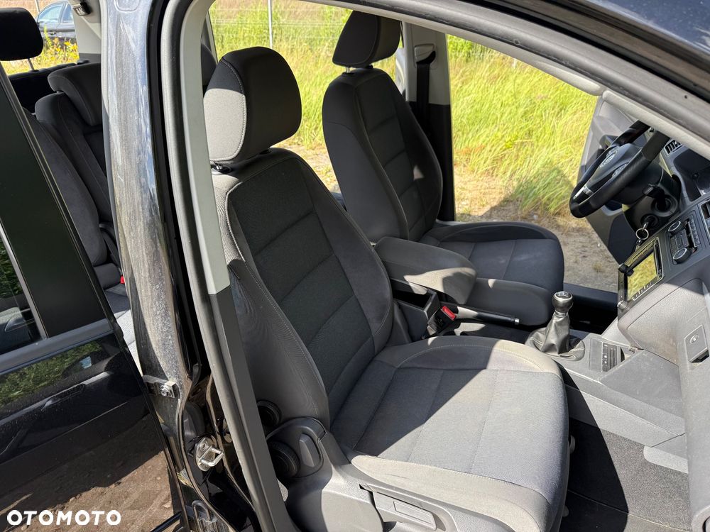 Volkswagen Touran 1.4 TSI STYLE - 9