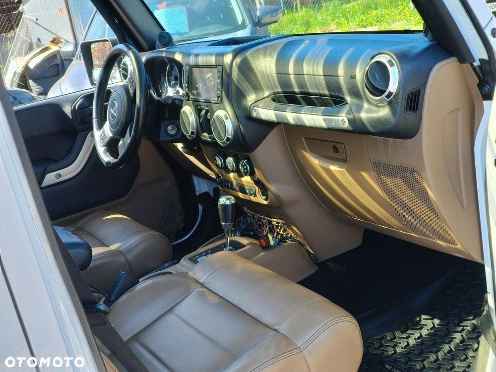 Jeep Wrangler - 7